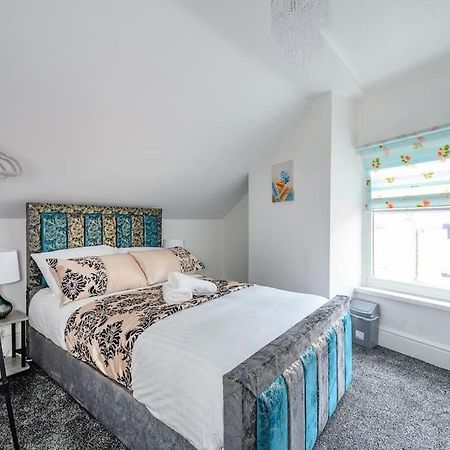 -16Pt- For Your Relaxed & Cosy Stay & Free Parking Leeds  Exteriör bild