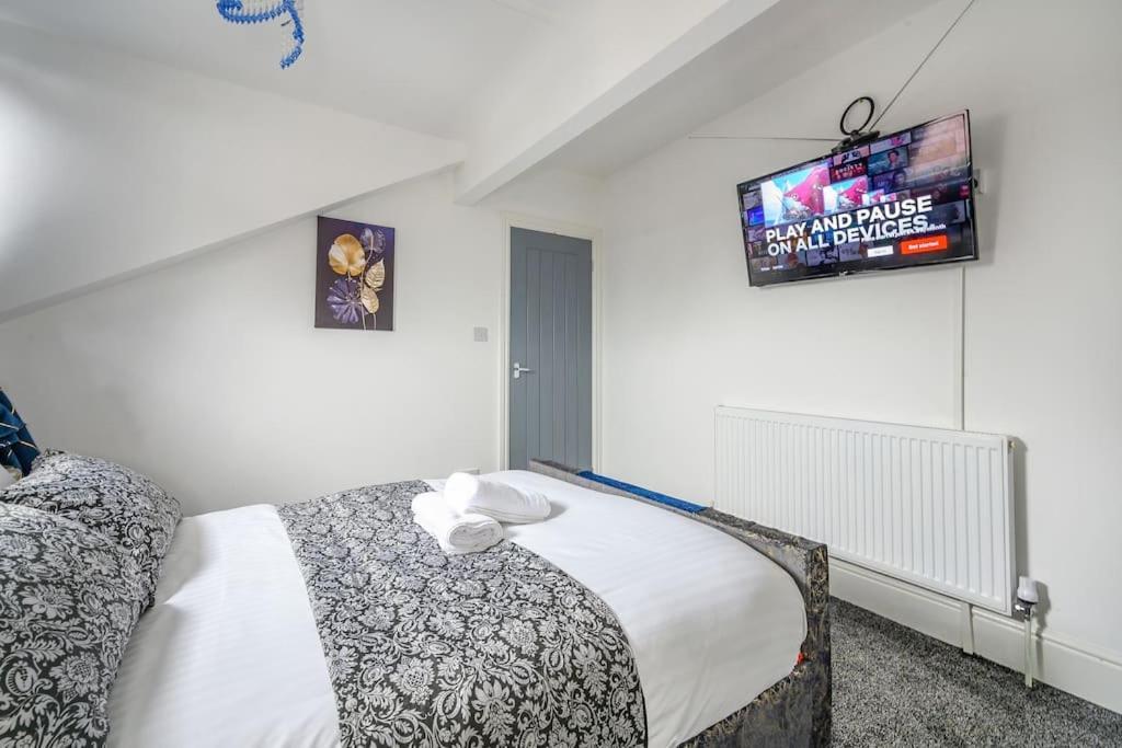 -16Pt- For Your Relaxed & Cosy Stay & Free Parking Leeds  Exteriör bild